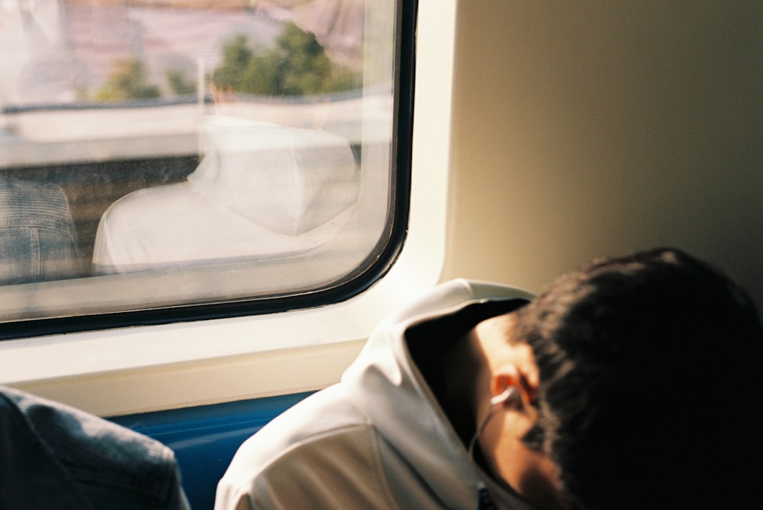 Why Every Traveler Needs a Quality Travel Pillow